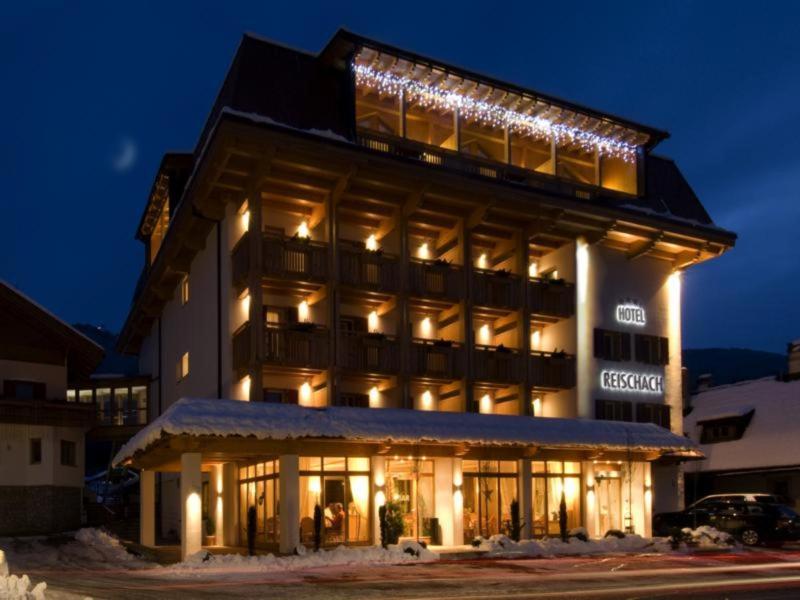 Hotel Reischach บรูนิโก ภายนอก รูปภาพ