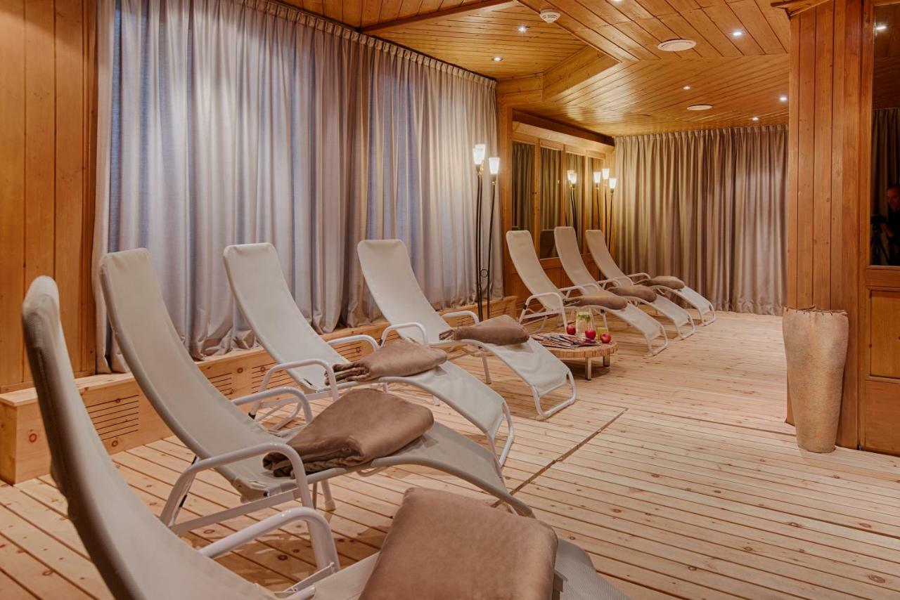 Hotel Reischach บรูนิโก ภายนอก รูปภาพ